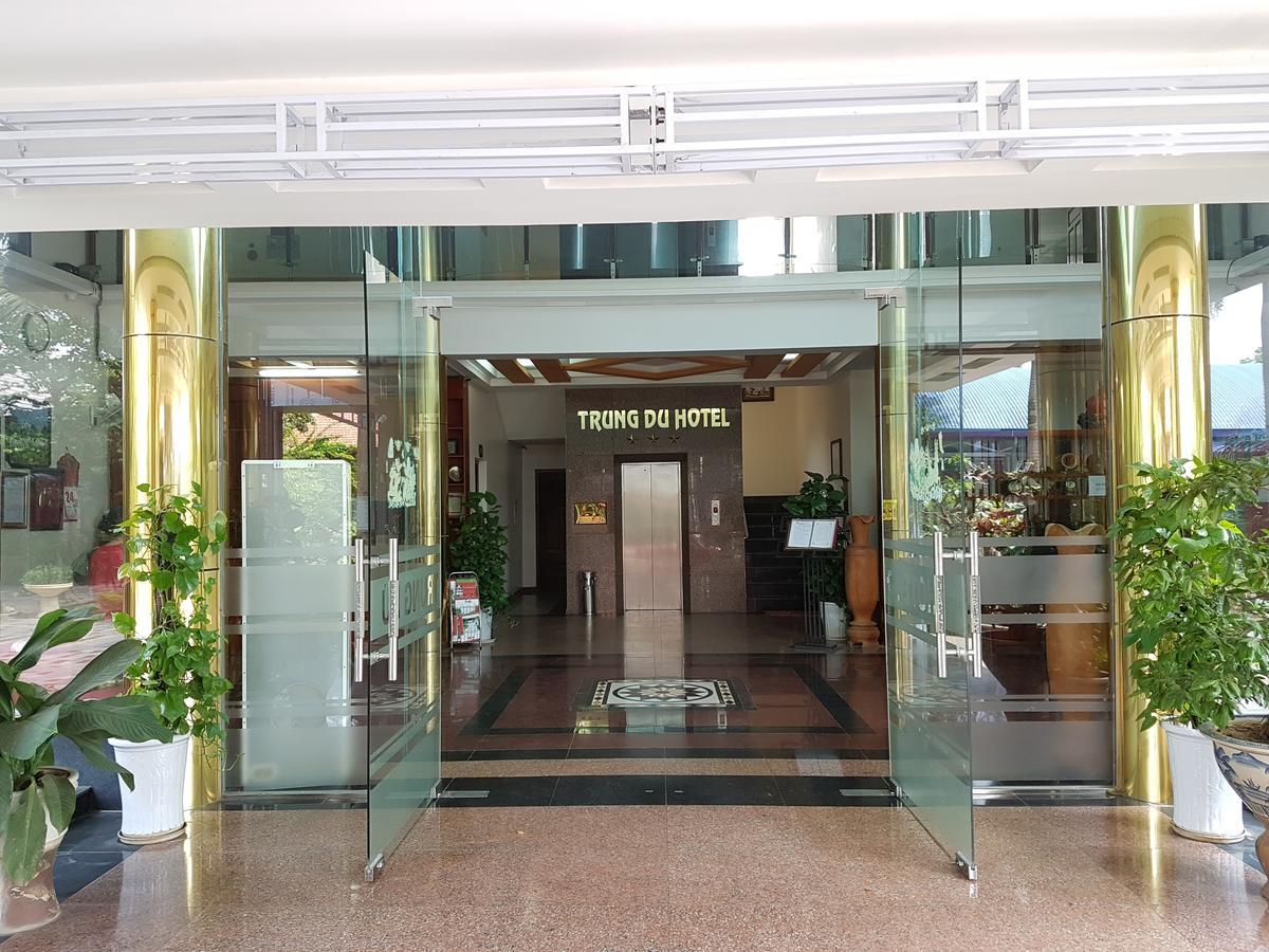 Trung Du Hotel Vinh Yen エクステリア 写真