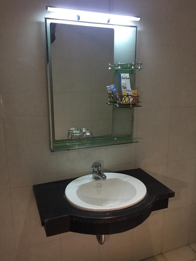 Trung Du Hotel Vinh Yen エクステリア 写真
