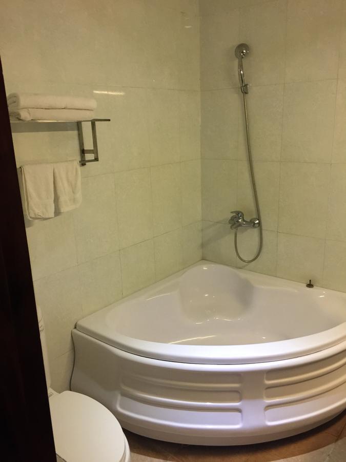 Trung Du Hotel Vinh Yen エクステリア 写真